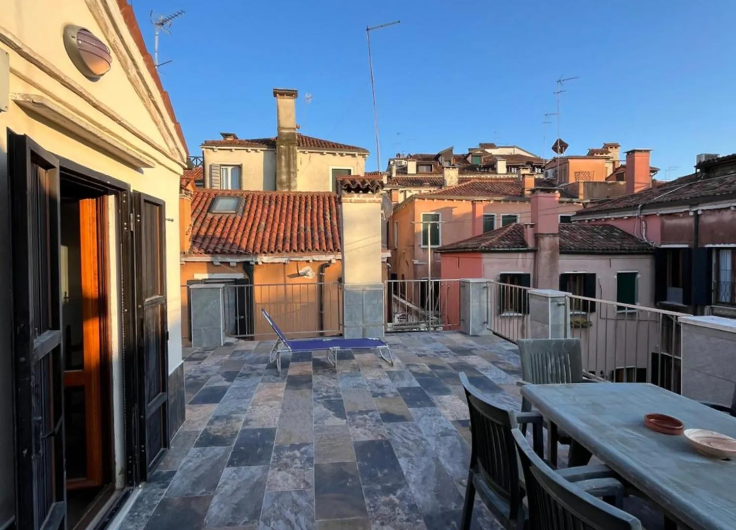 Paradiso Veneziano - 2 Bedrooms Flat With Private Terrace Apartment Venice