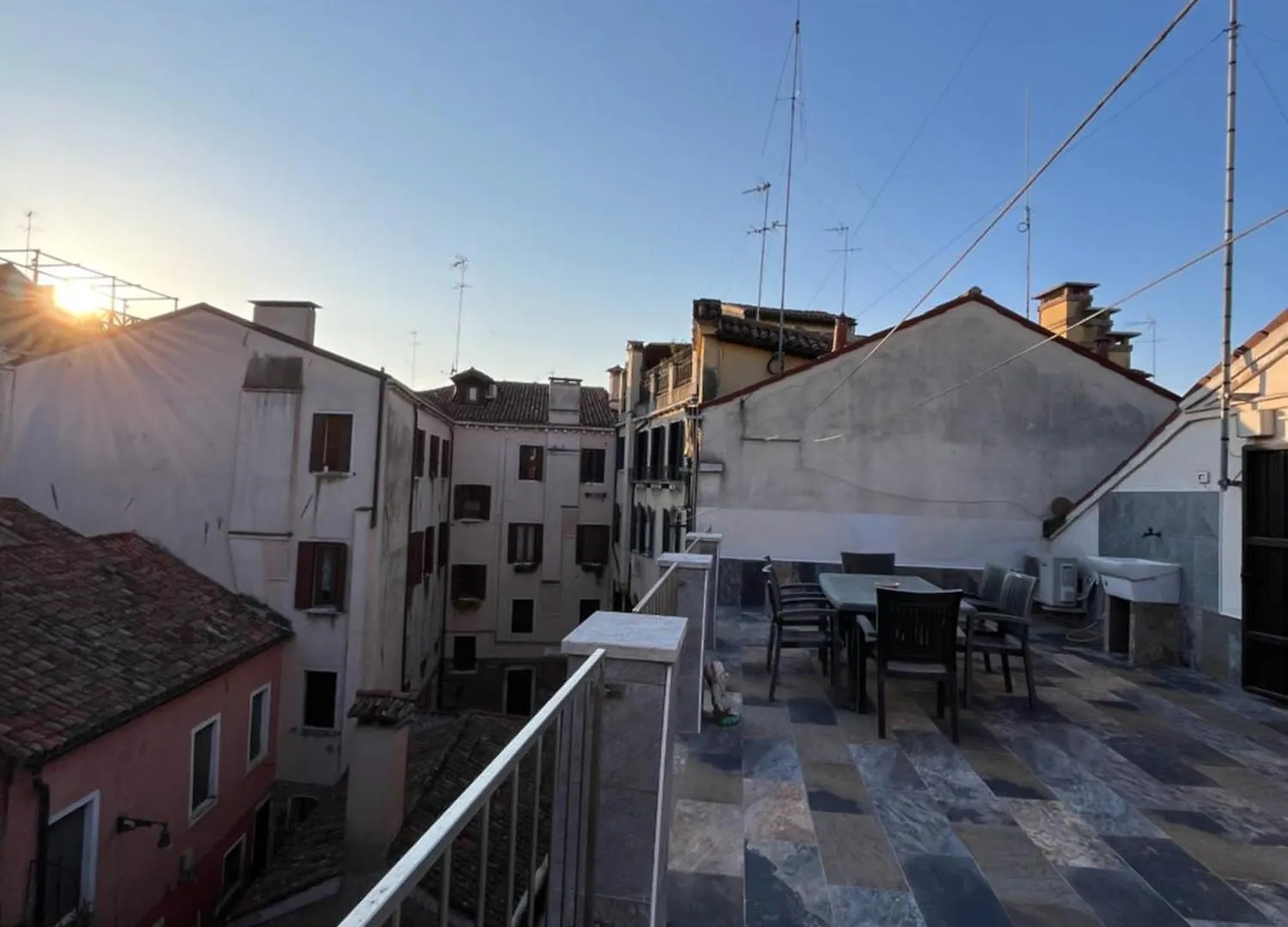 Paradiso Veneziano - 2 Bedrooms Flat With Private Terrace