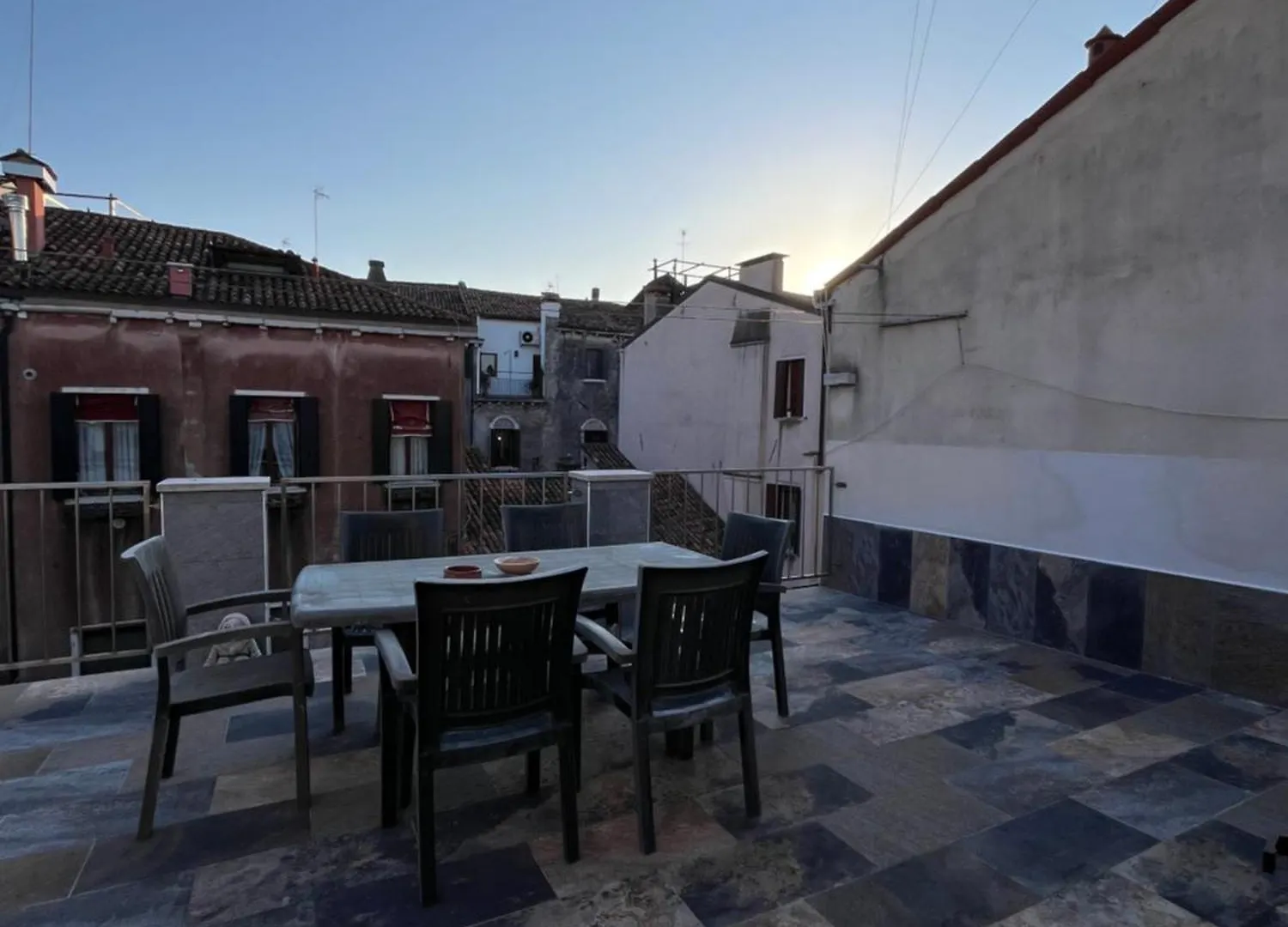 Paradiso Veneziano - 2 Bedrooms Flat With Private Terrace